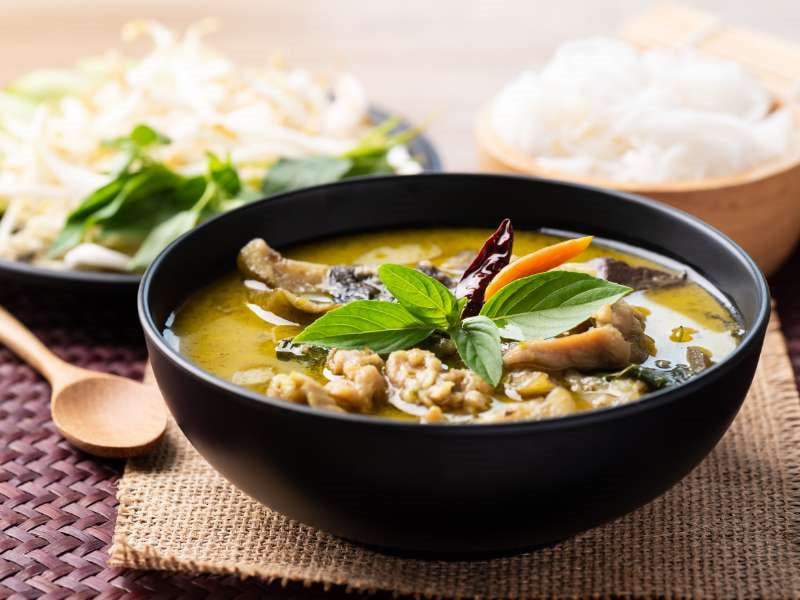 Thai Cuisine at Golden Singha Restaurant nearby Seattle, Washington Hotel